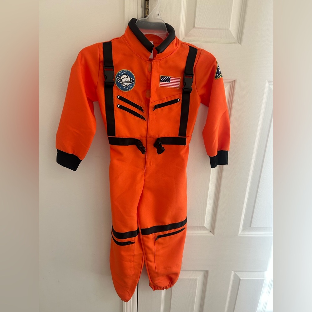 Astronaut costume